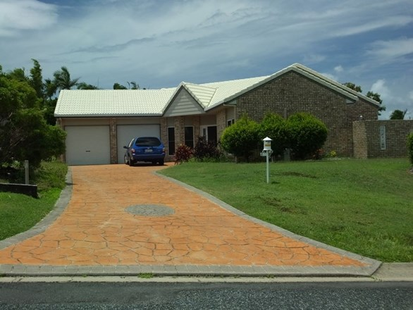 7 Panorama Court, Rural View QLD 4740