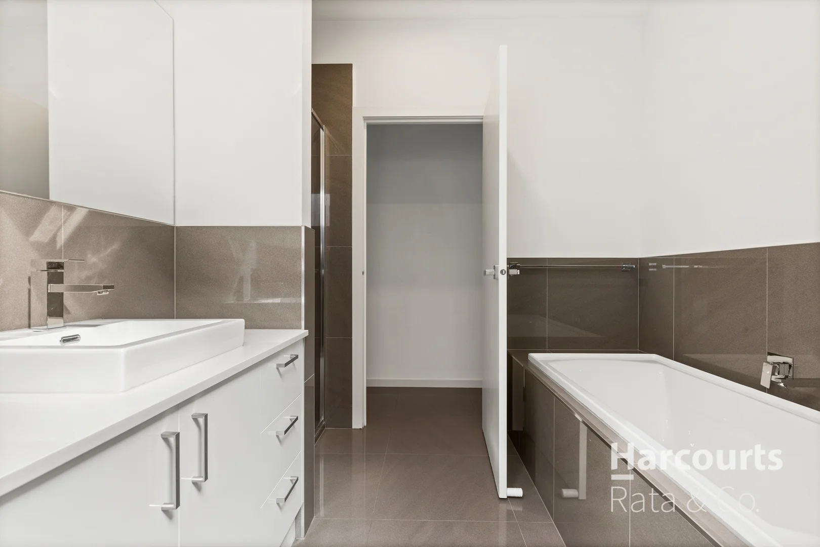 Additional image 9 of 14 Lefroy Walk, Wollert VIC 3750