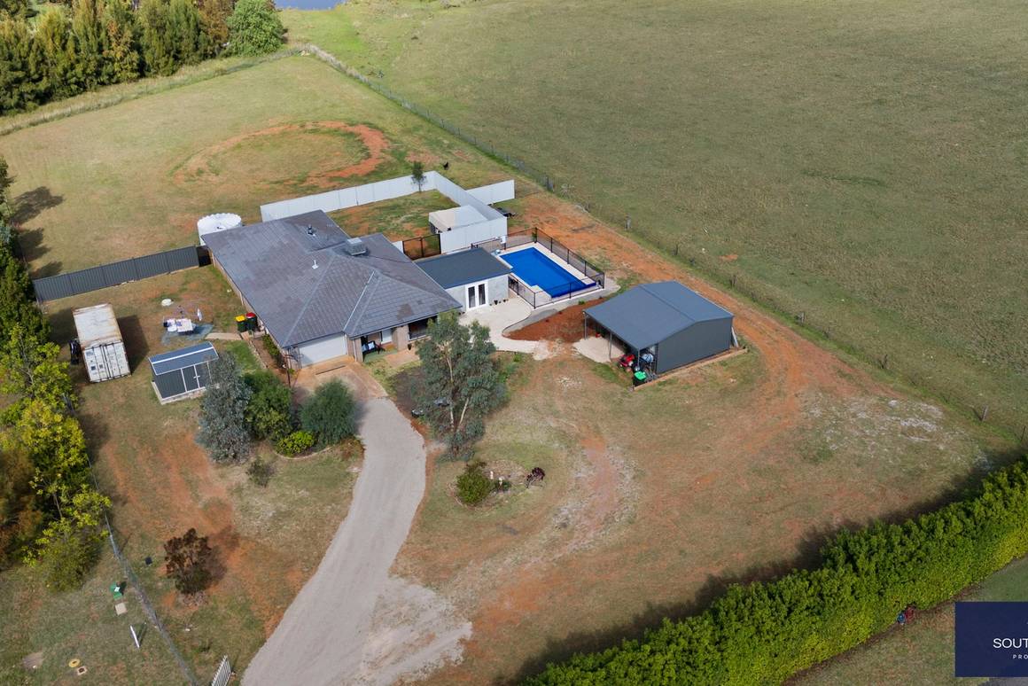 Picture of 9 Mogo Place, MOORE CREEK NSW 2340