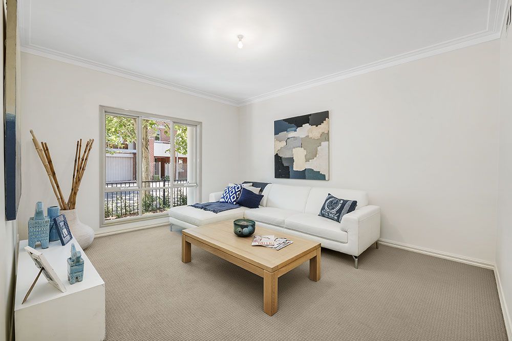 173 Stockmans Way, Kensington VIC 3031, Image 2