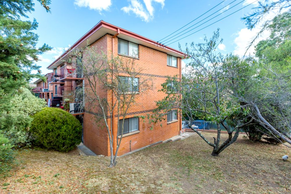 1/5 Mowatt Street, Queanbeyan East NSW 2620, Image 1