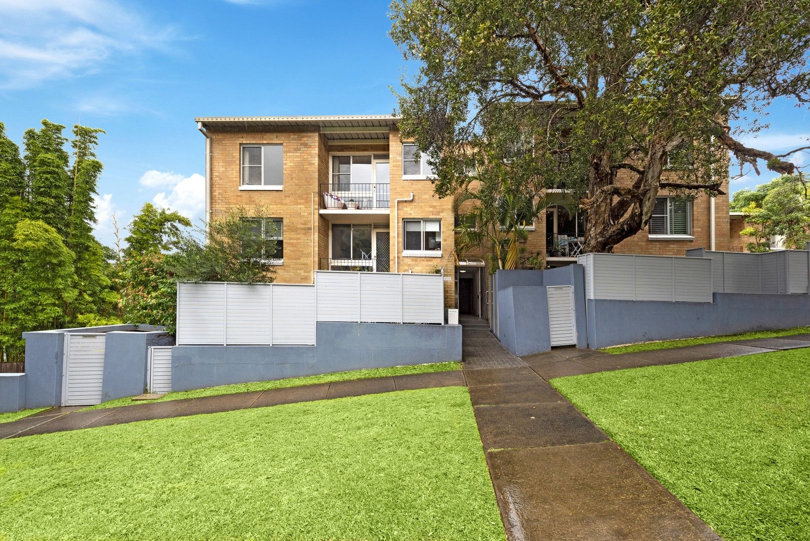 2 bedrooms Apartment / Unit / Flat in 25/216-220 Longueville Road LANE COVE NSW, 2066