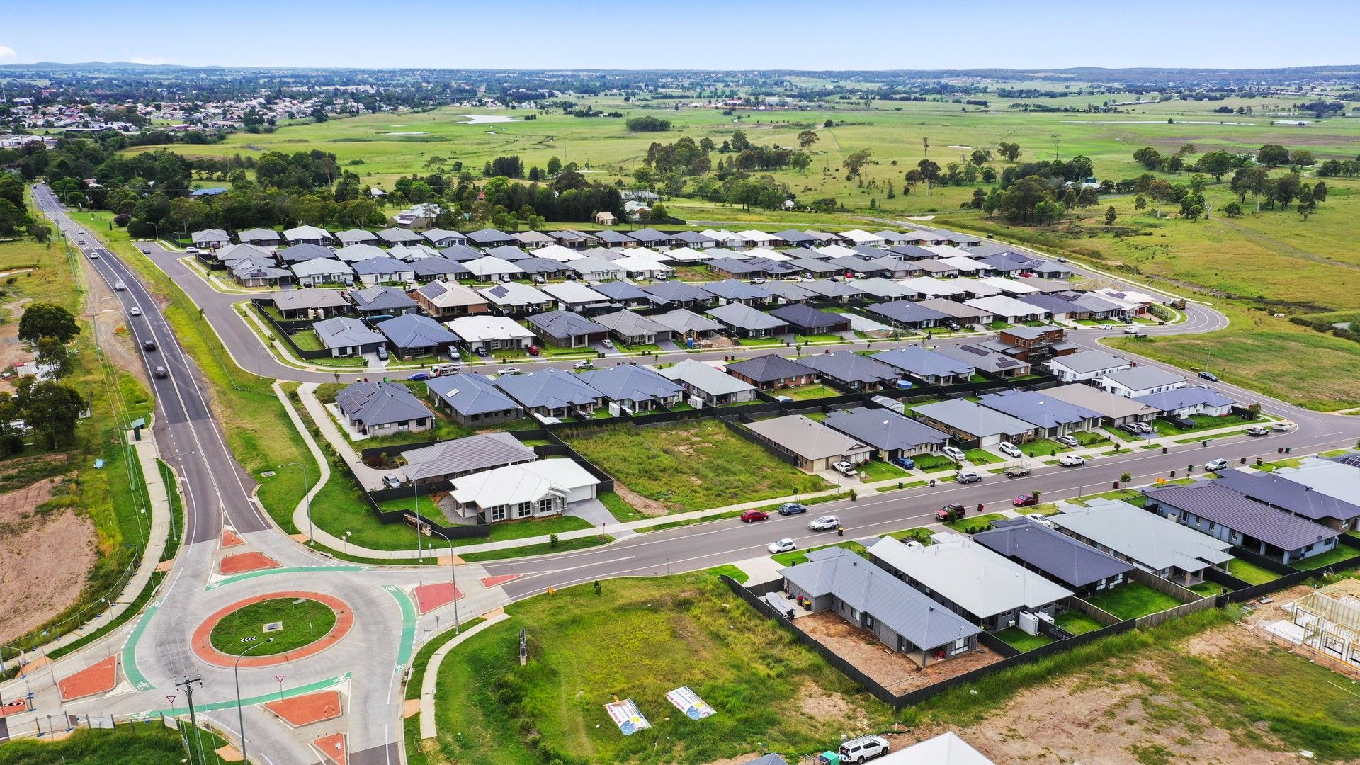 RAVENSFIELD, Farley NSW 2320 Domain