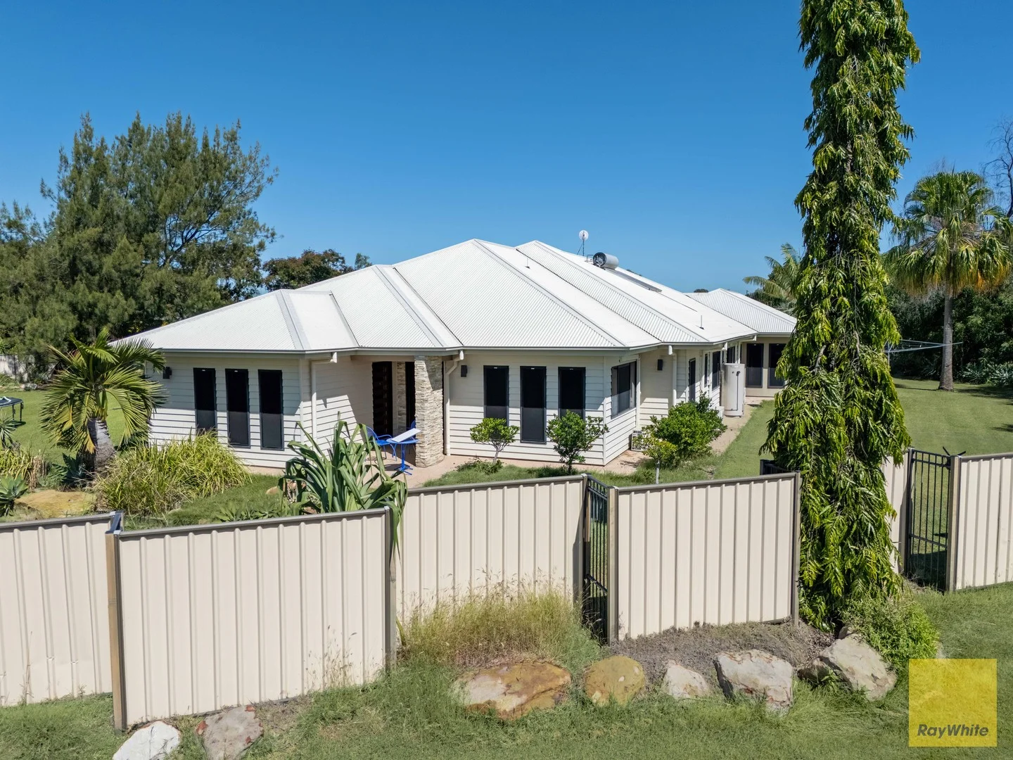 Primary image of 17 Ironbark Drive, Emerald QLD 4720
