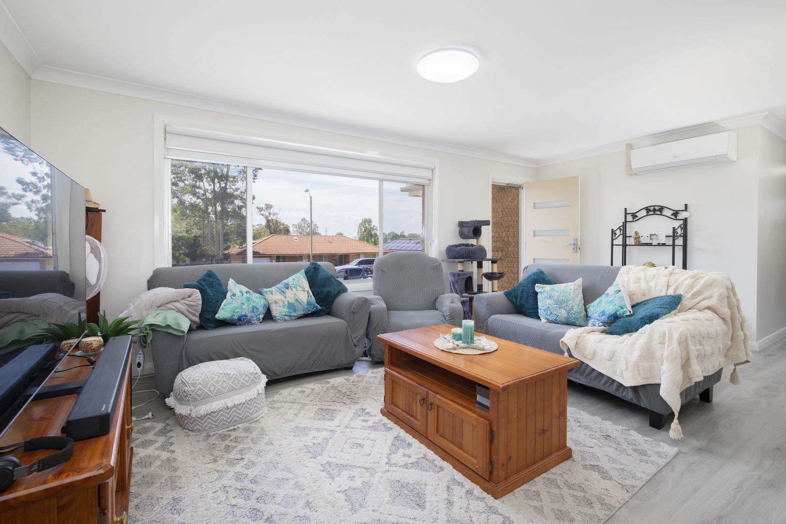 15 & 15A Pepler Place, Thornton NSW 2322, Image 1