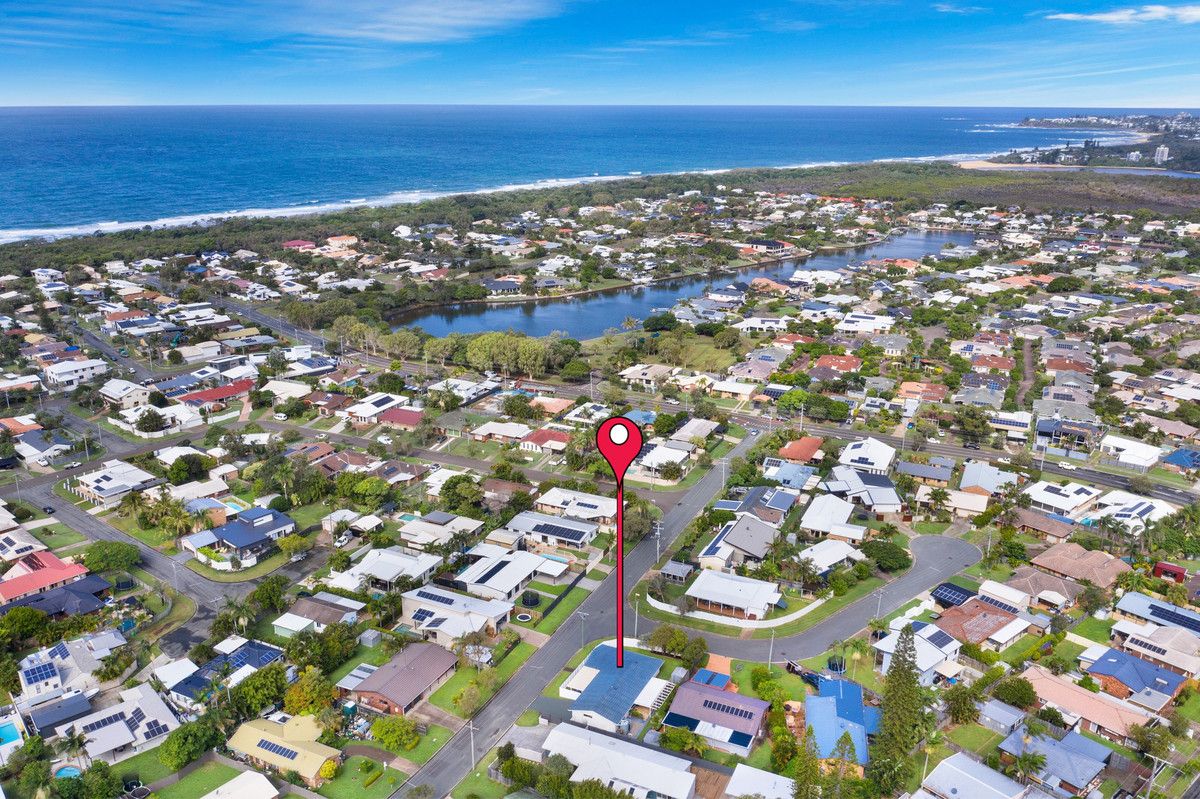 4 bedrooms House in 13 Bilyara Court WURTULLA QLD, 4575