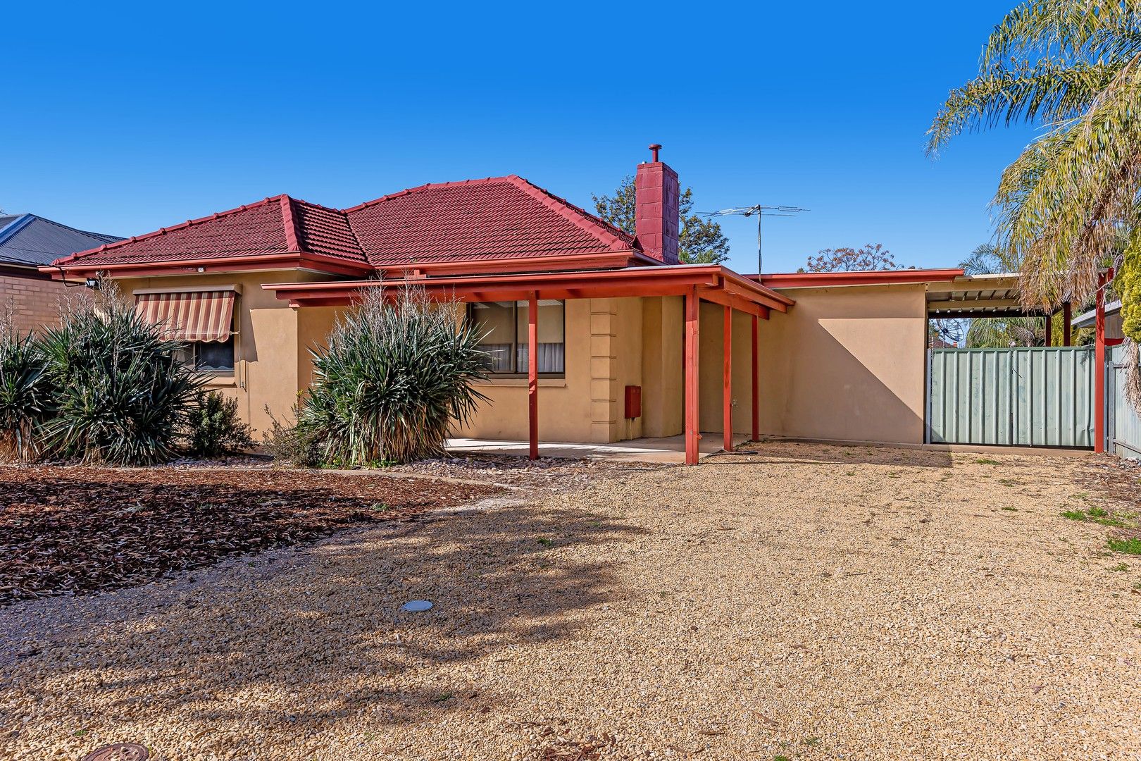 2 bedrooms House in 14 Lawrie Avenue SALISBURY SA, 5108