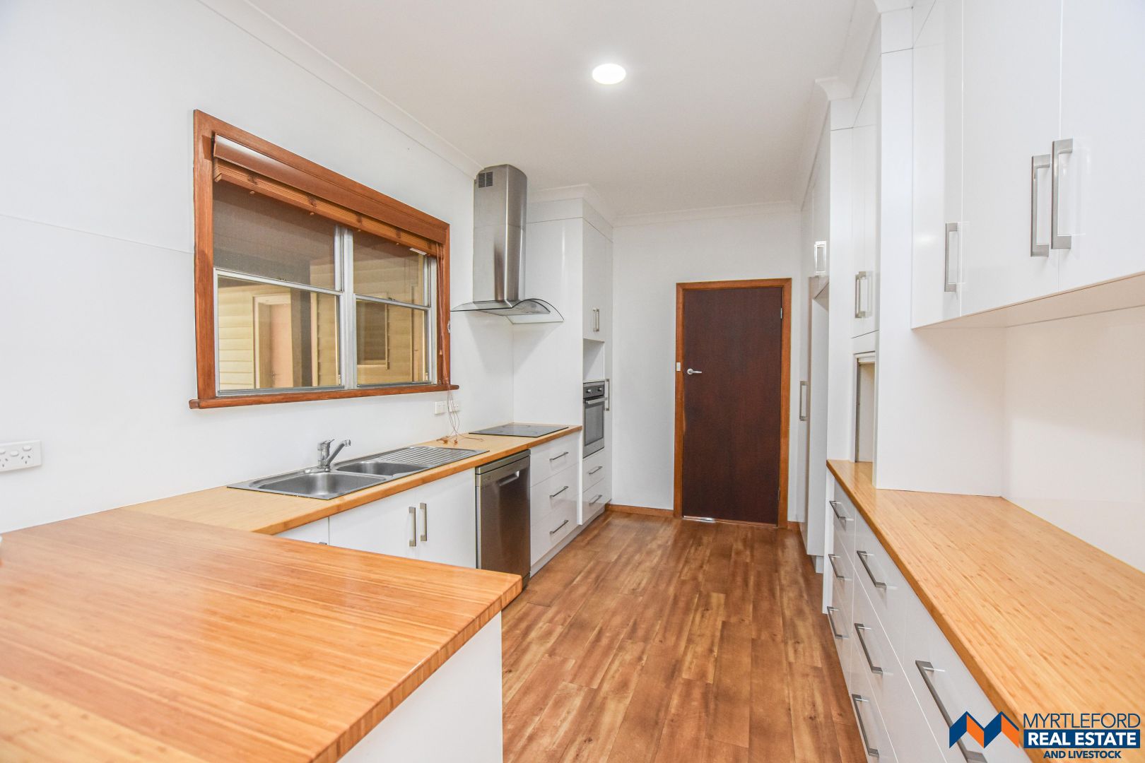 34 Halls Road, Myrtleford VIC 3737 House For Rent Domain