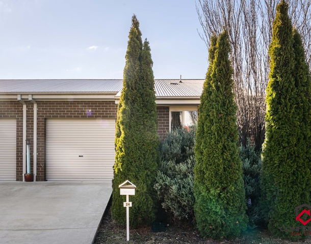 24 Stang Place, Macgregor ACT 2615