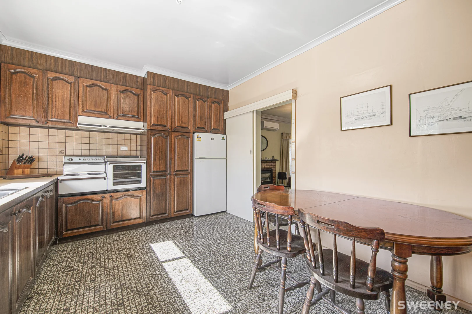 Additional image 7 of 4 Swan Court, Newport VIC 3015