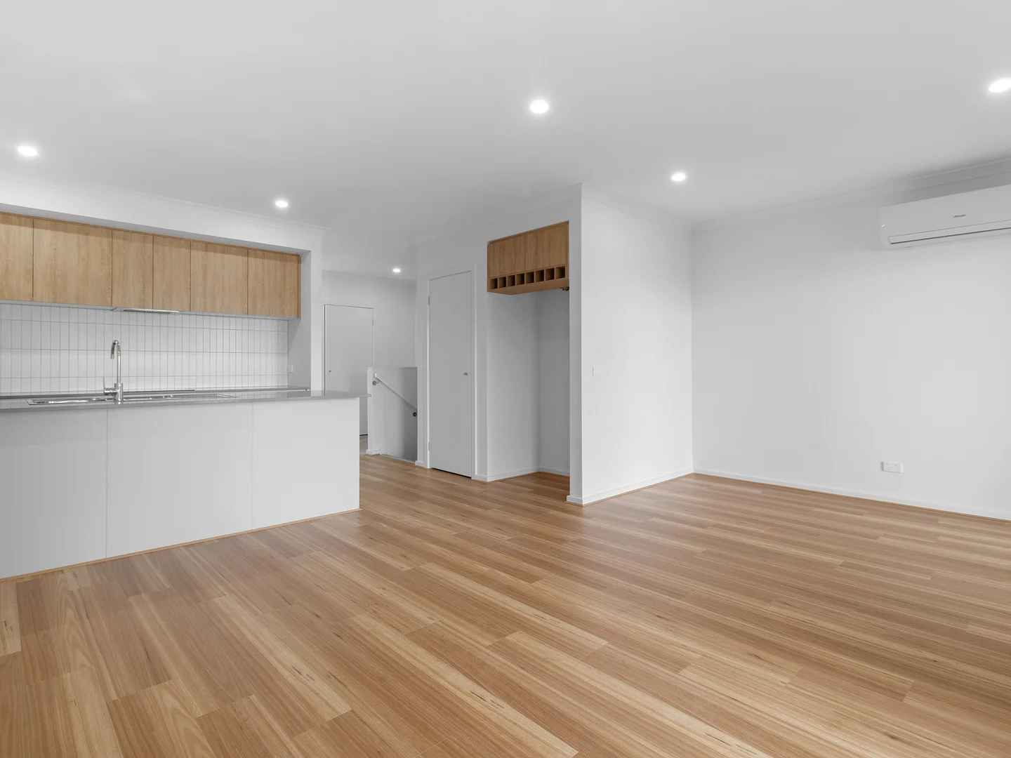 Additional image 2 of 14 Banks Dr, Diggers Rest VIC 3427