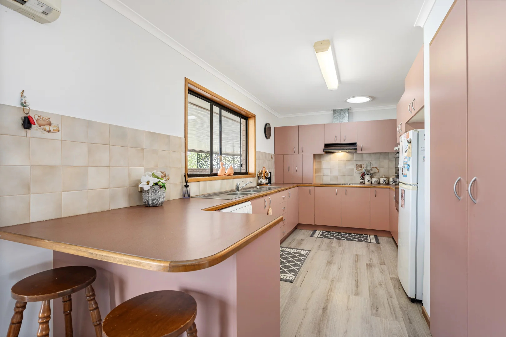 6 Hoy Street, Culcairn NSW 2660