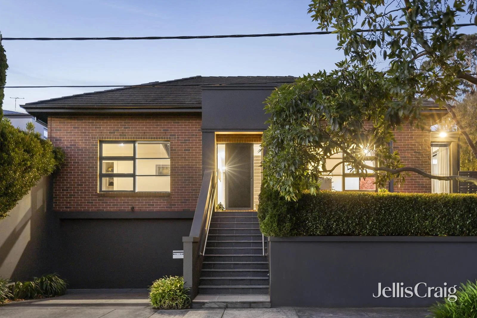 1B Gwenda Street, Box Hill South VIC 3128