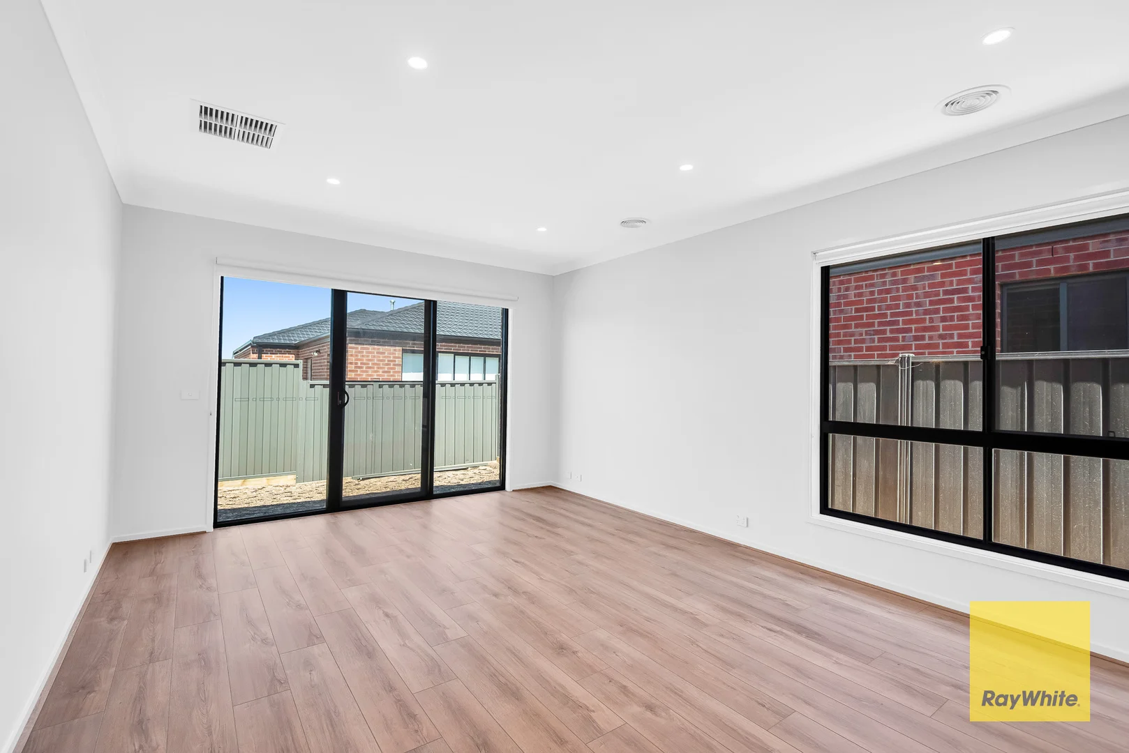 Additional image 9 of 109 MEDALLION BOULEVARD, Tarneit VIC 3029