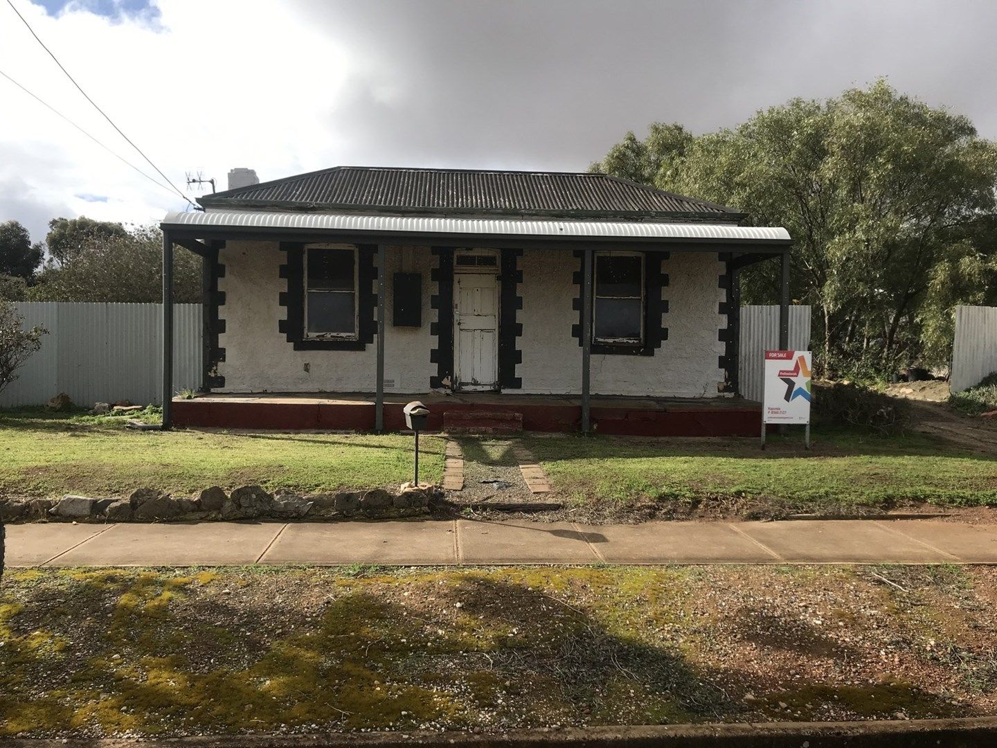 17 Hannan Street, Eudunda SA 5374, Image 0