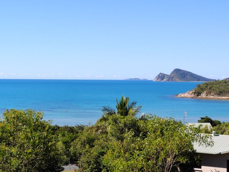 27 Blackcurrent Drive, Hideaway Bay QLD 4800, Image 1