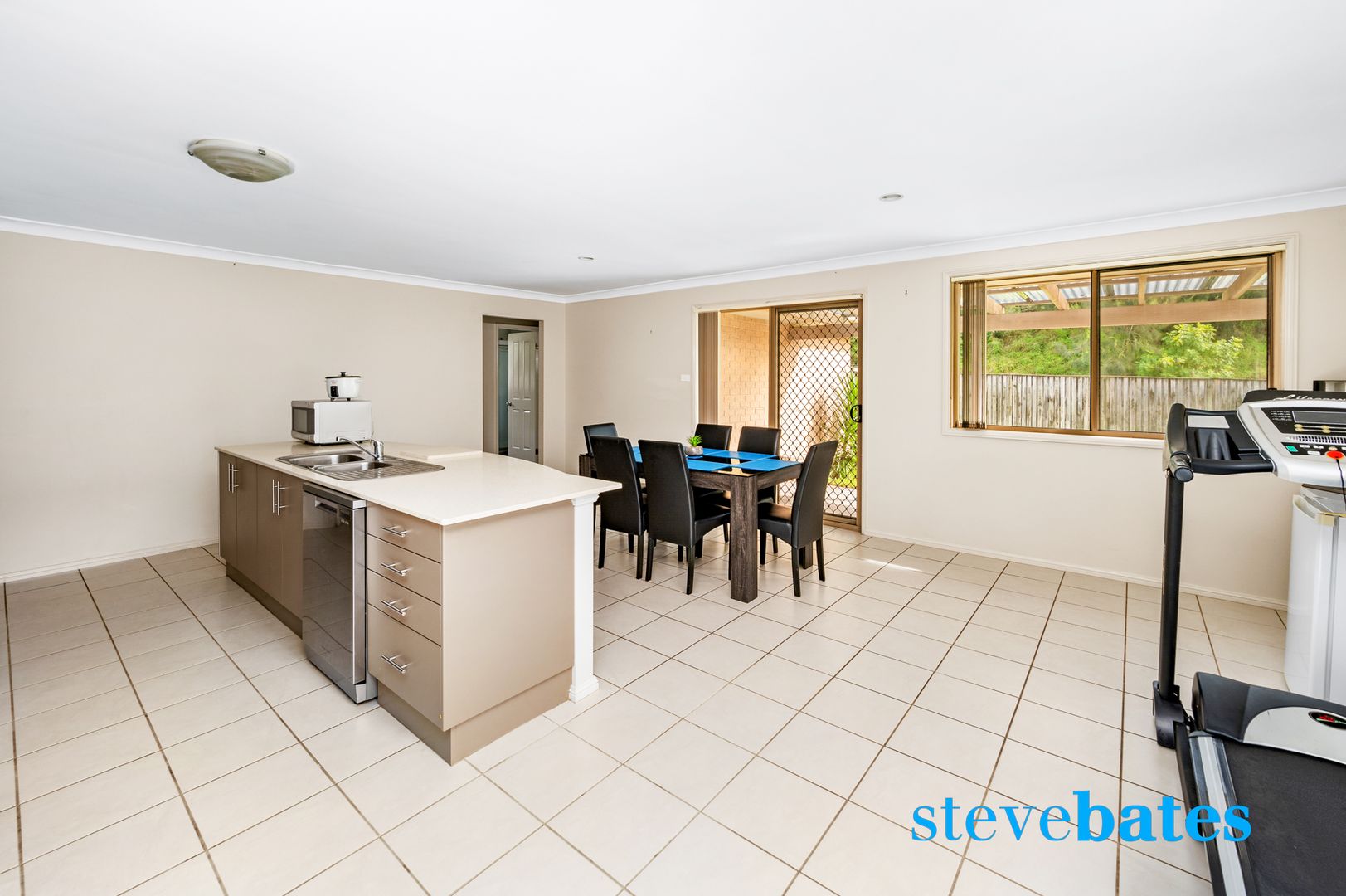 40 Martens Avenue, Raymond Terrace NSW 2324, Image 2