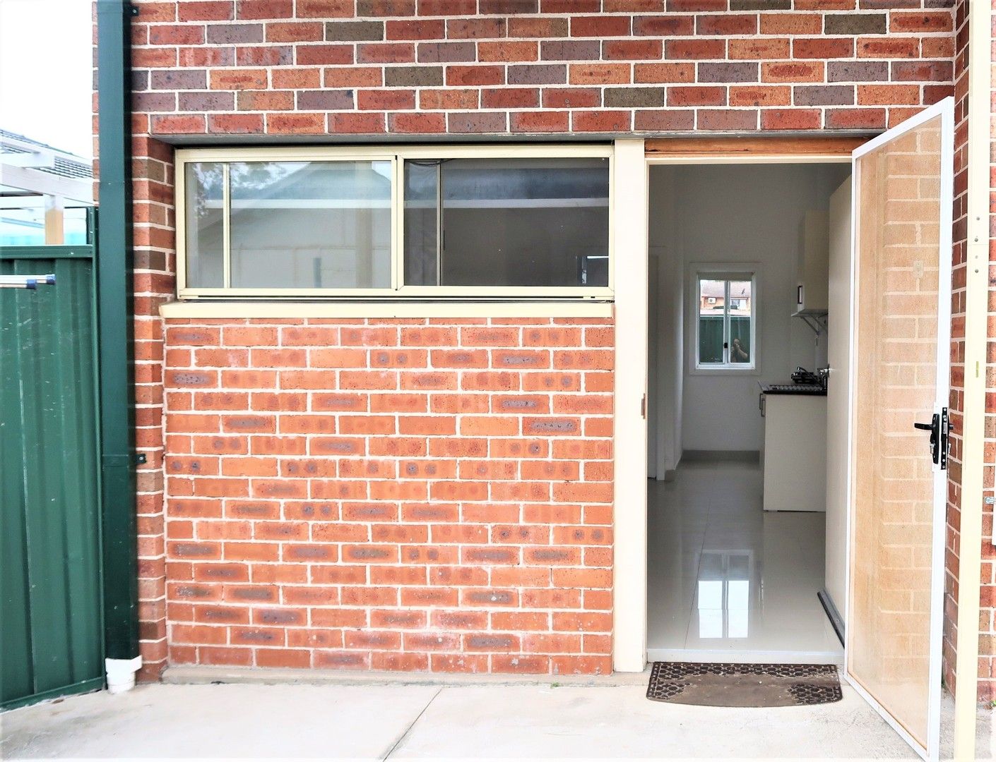 1 bedrooms Studio in 138a MIMOSA ROAD GREENACRE NSW, 2190