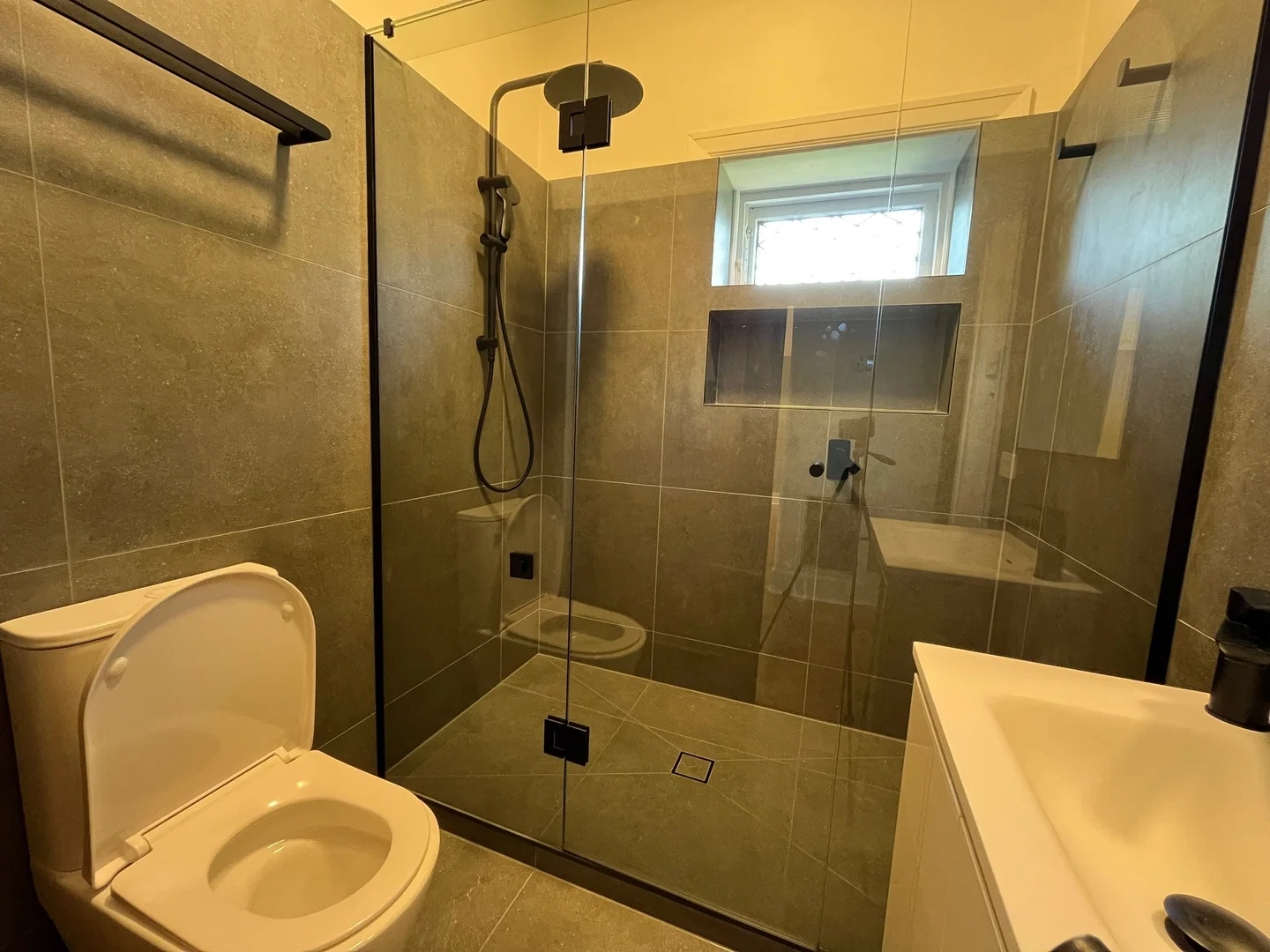 Additional image 7 of 196B Munro Street, Coburg VIC 3058