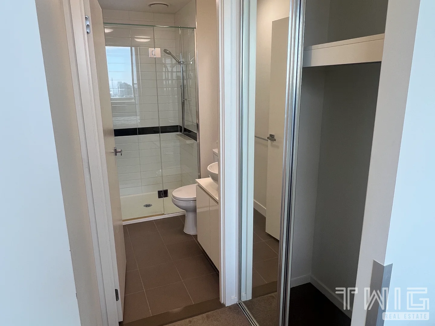 Additional image 11 of 2413/350 William Street, Melbourne VIC 3000