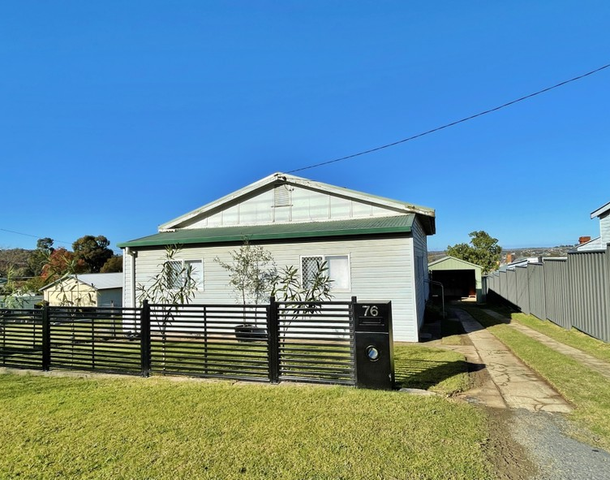 76 Brock Street, Young NSW 2594