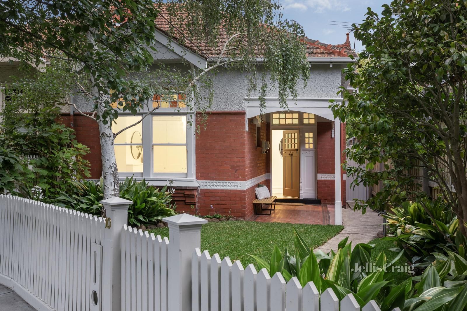 10 Grace Street, Malvern VIC 3144, Image 0