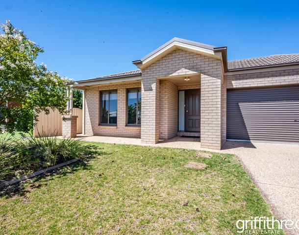 22 Hillam Drive, Griffith NSW 2680