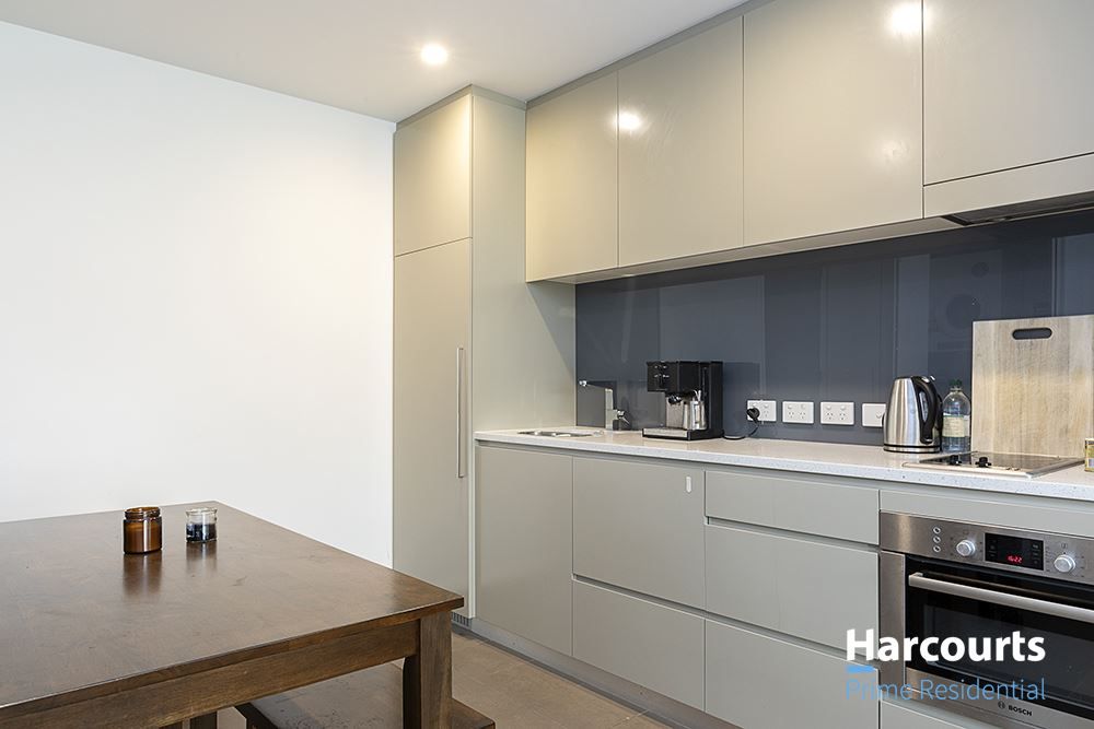 1 bedrooms Studio in 132/50 Eastlake Parade KINGSTON ACT, 2604