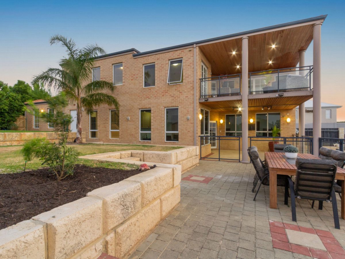 25 Belize Way, Mindarie WA 6030, Image 2