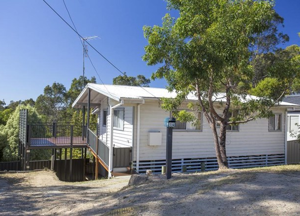 14 Berrima Parade, Surfside NSW 2536