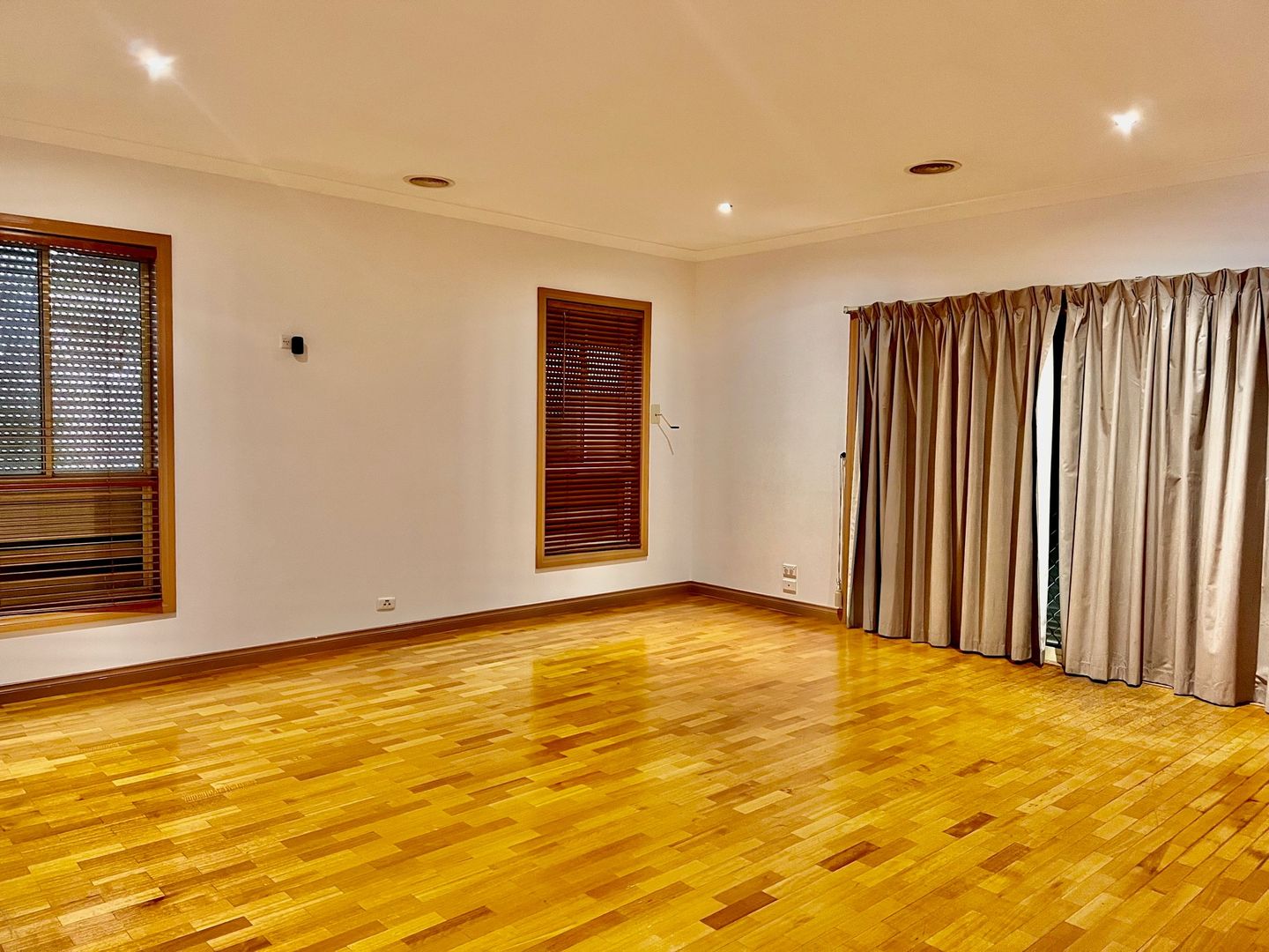 17 Menzies Drive, Burnside Heights VIC 3023 House For Rent Domain