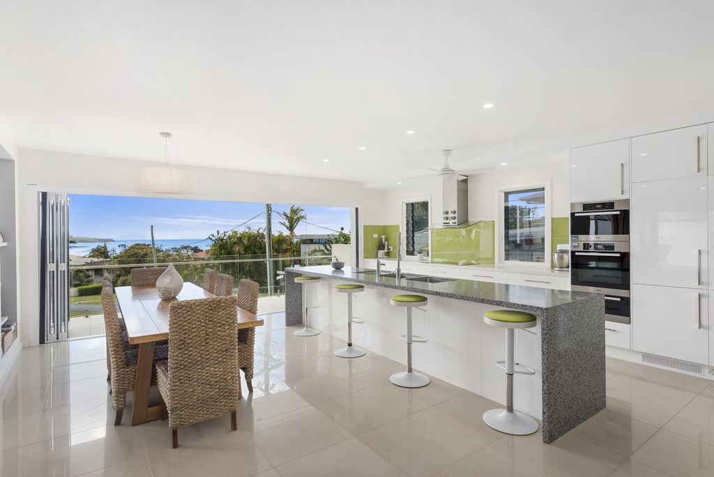 28 Oceanview Cres, Emerald Beach NSW 2456, Image 0