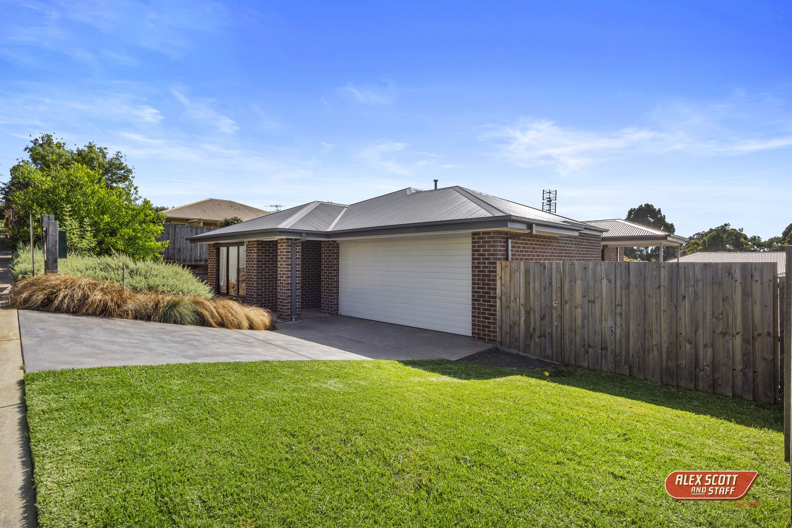 19 Macdonald Street, Leongatha VIC 3953, Image 2