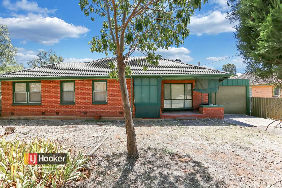 27 Crisp Road, Elizabeth Downs SA 5113, Image 0