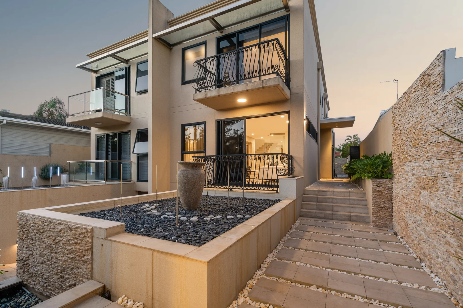 Additional image 6 of 41A Peak Avenue, Main Beach QLD 4217