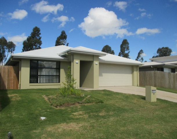 9 Highview Close, Roma QLD 4455