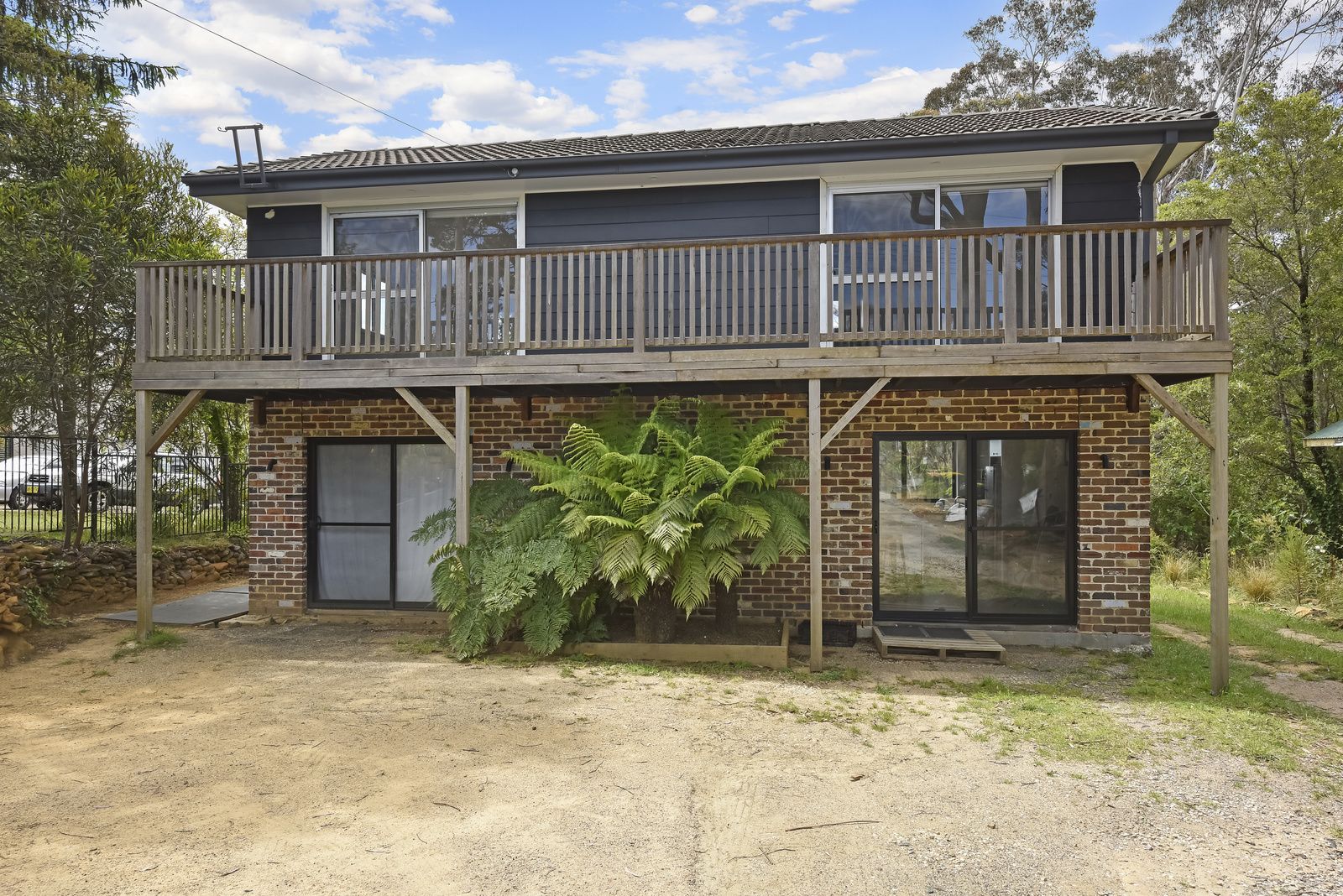 46 Lawson View Parade, Wentworth Falls NSW 2782