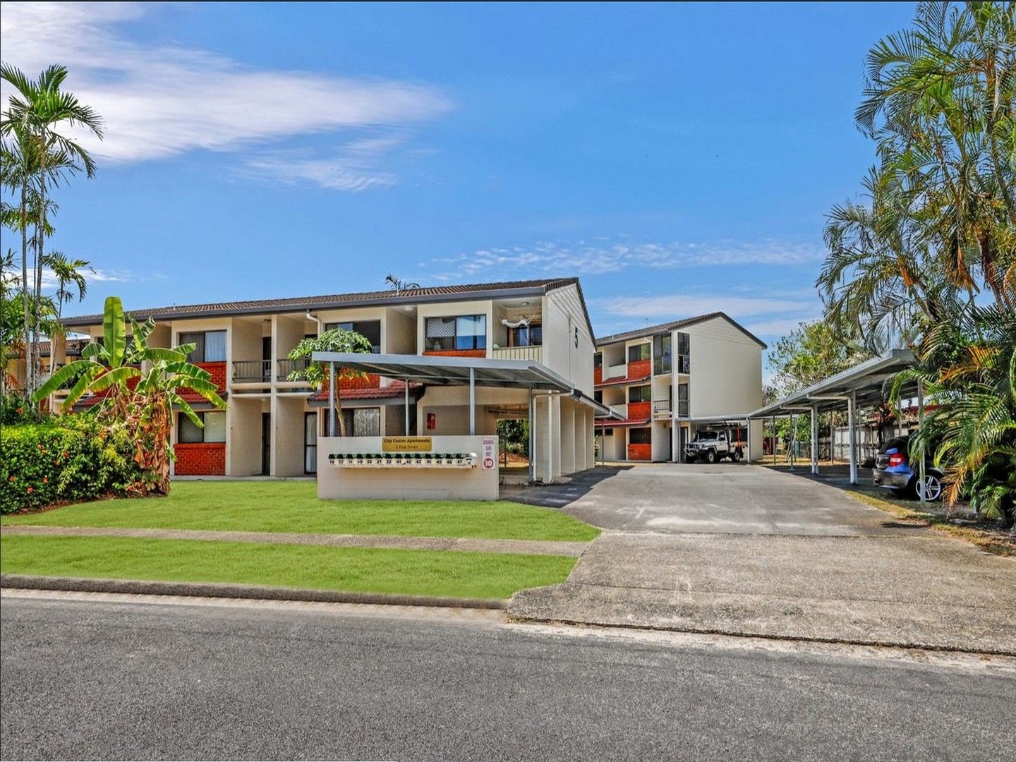 1 bedrooms Apartment / Unit / Flat in  WESTCOURT QLD, 4870