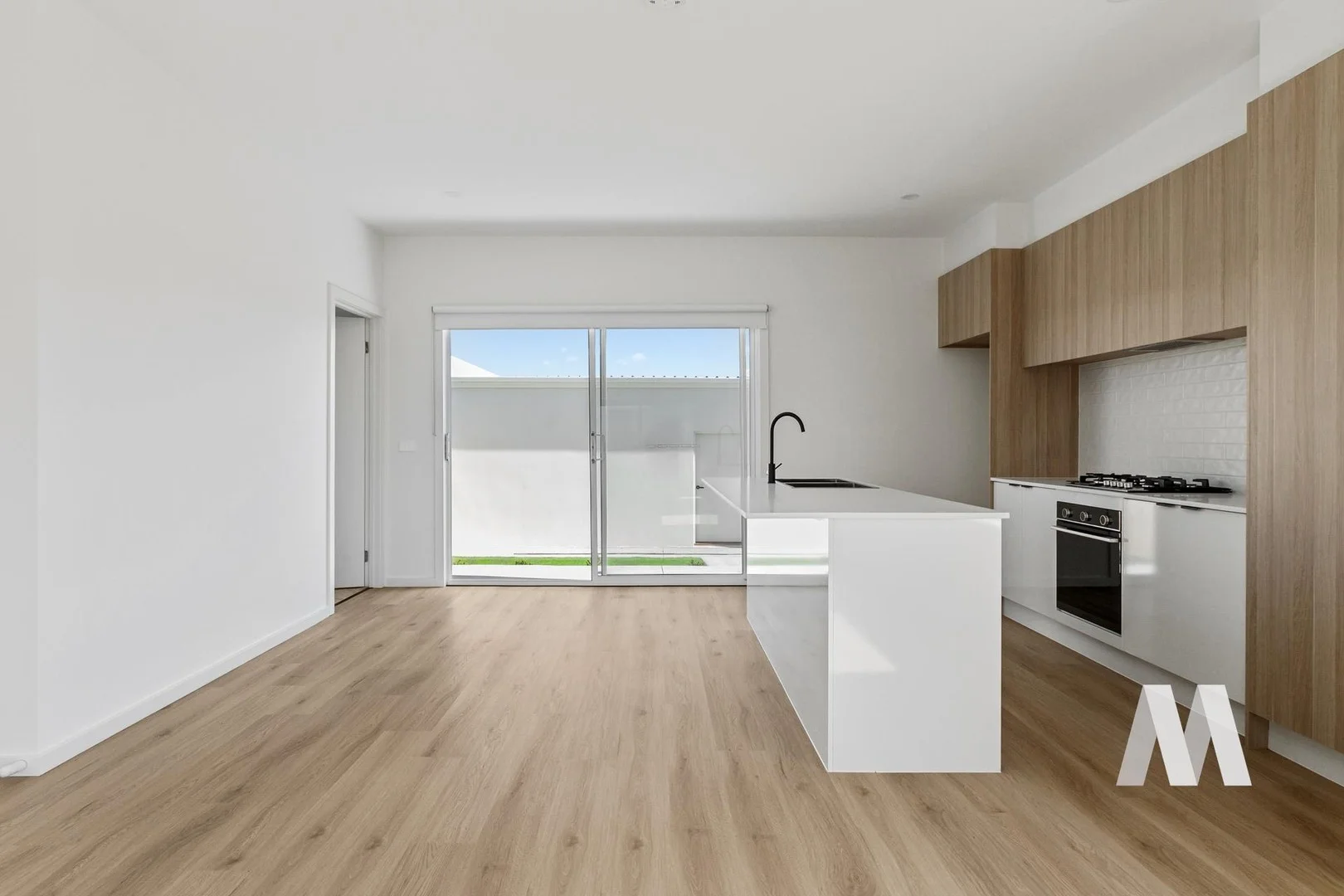 2 Tasman Boulevard, Donnybrook VIC 3064