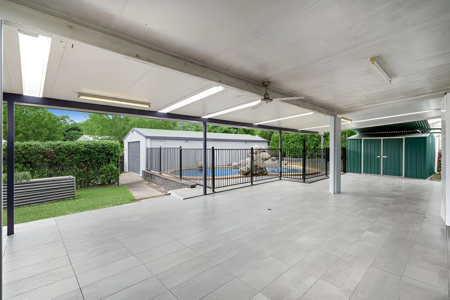 12 Henderson Close, Kanimbla QLD 4870, Image 2