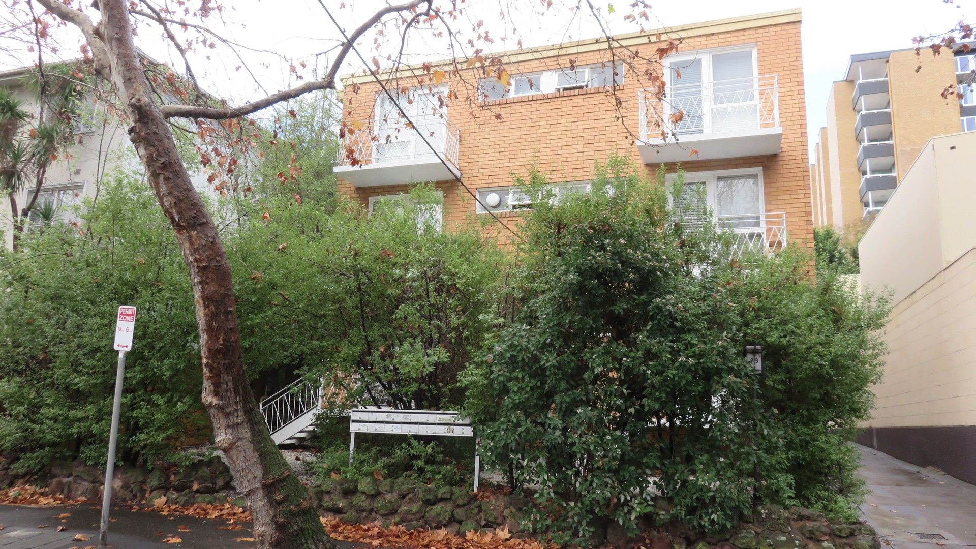 1 bedrooms Apartment / Unit / Flat in UNIT 1/28 TIVOLI ROAD SOUTH YARRA VIC, 3141