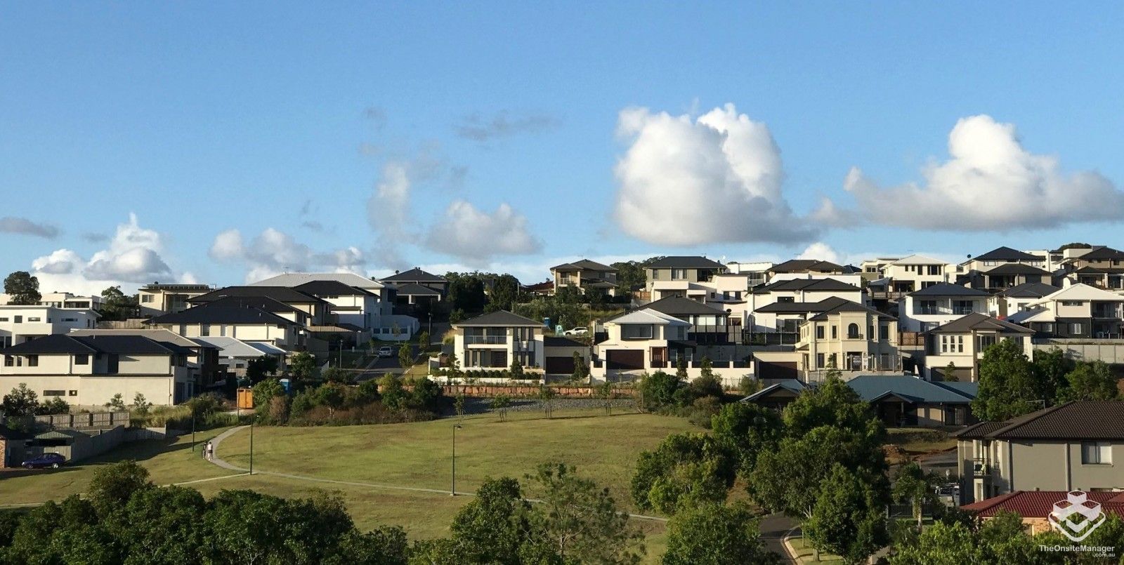 6 bedrooms House in 20 Southview Cresent CARINDALE QLD, 4152