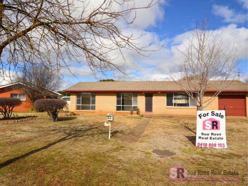 24 Youman Street, Guyra NSW 2365, Image 0