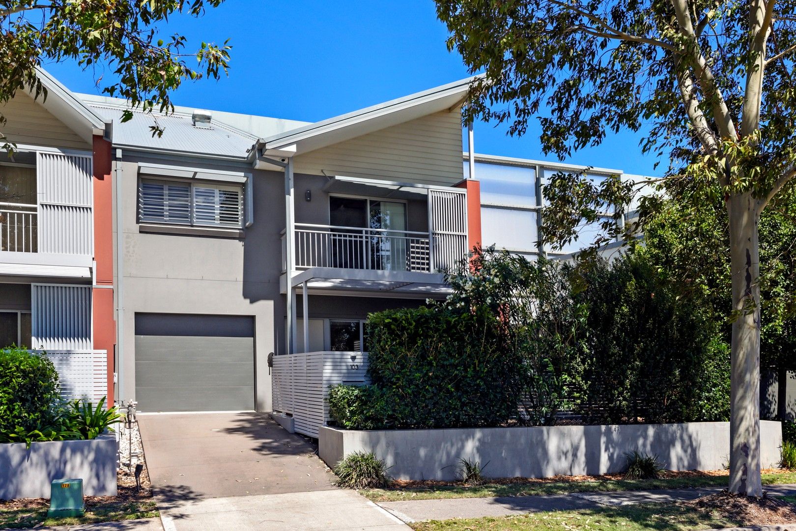3 bedrooms House in 103 Lakeview Drive CRANEBROOK NSW, 2749