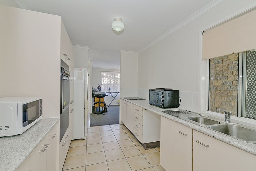 8 Seymour Court, Eagleby QLD 4207, Image 0