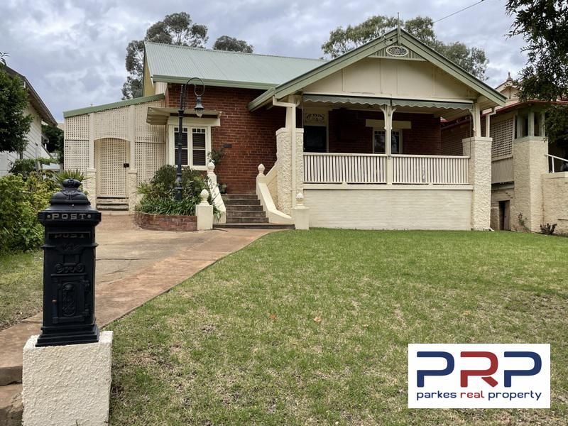 17 Currajong Street, Parkes NSW 2870, Image 0