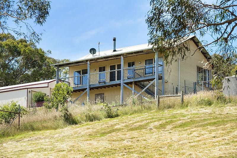 60 Rifle Range Road, St Andrews VIC 3761