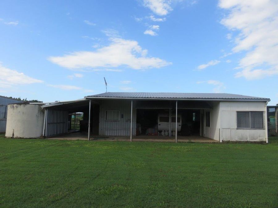 55 BUNDESEN AVE, Midge Point QLD 4799, Image 2