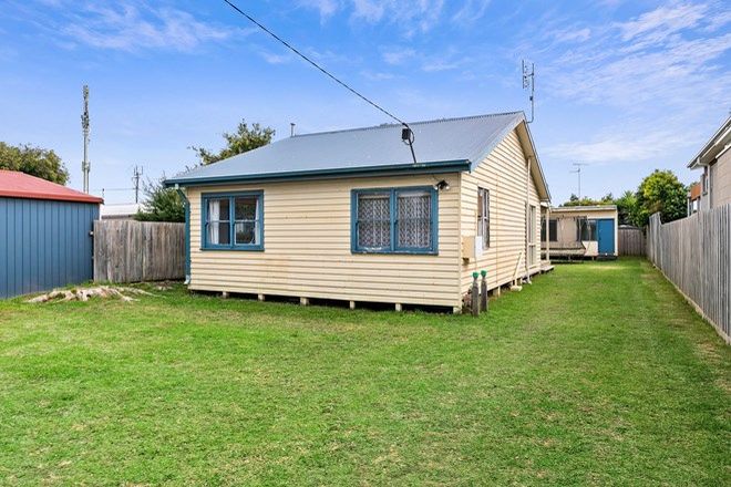 Picture of 32 Punt Road, BARWON HEADS VIC 3227