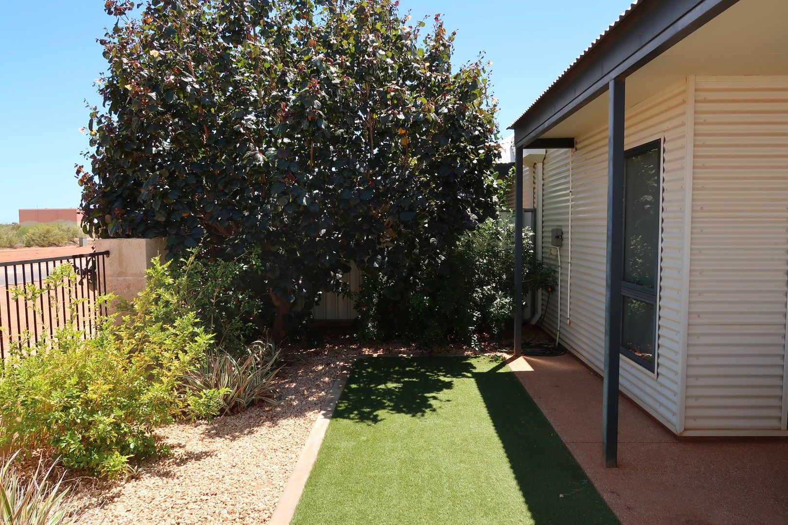 2 bedrooms Villa in 17/30 Dugong Close EXMOUTH WA, 6707